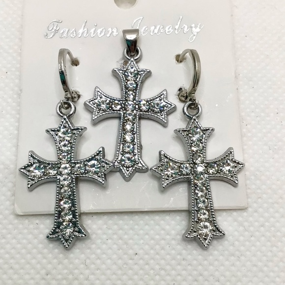 NWOT Crystal 925 Sterling Silver Cross Religious Dangle Earrings & Pendant Set - Picture 1 of 6